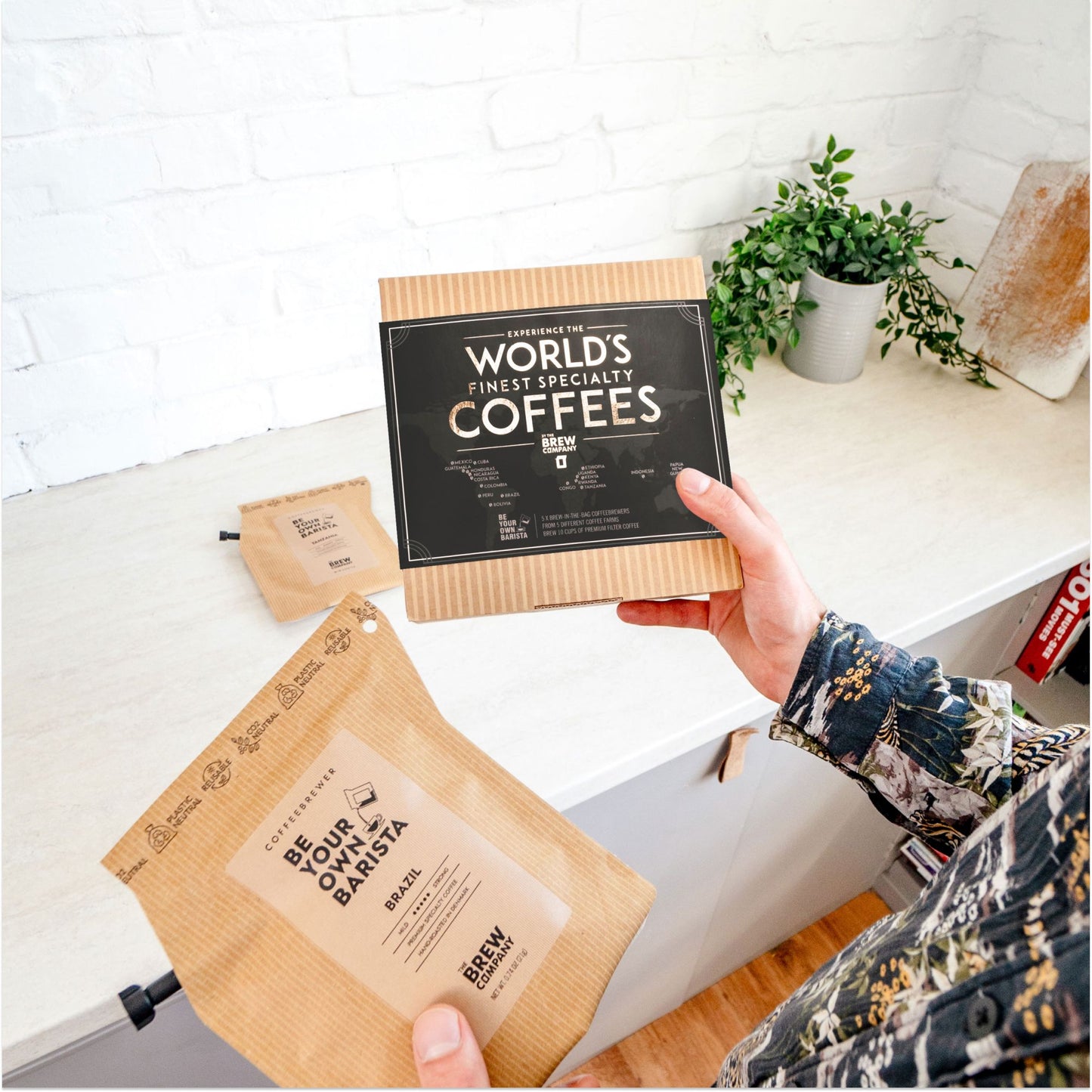 WORLD'S FINEST SPECIALTY COFFEE GIFT BOX